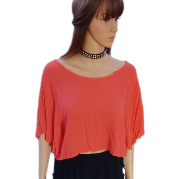 Stoosh M flutter sleeve flowy crop top - Picture 2 of 9